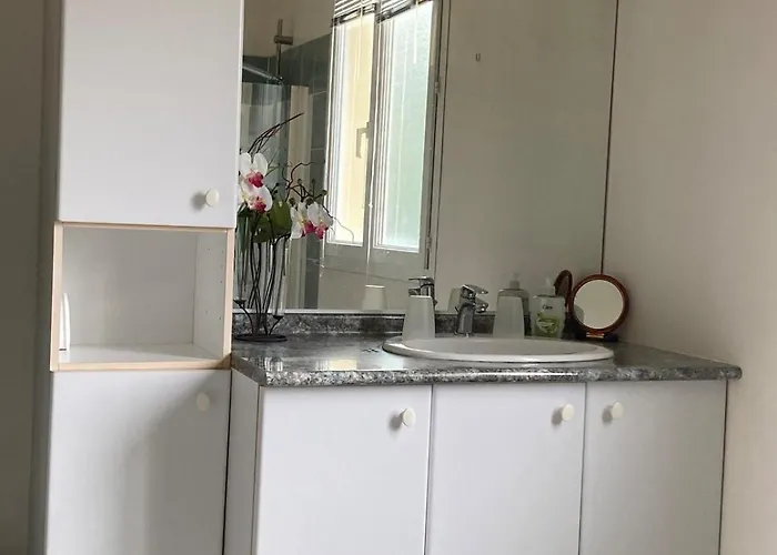 Maison Mitoyenne Proches Des Plages *